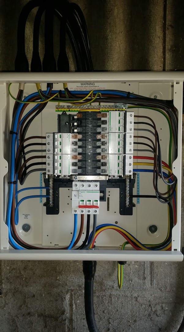 Paul Weatherley, Electrician NICEIC Approved Contractor — Photos 5